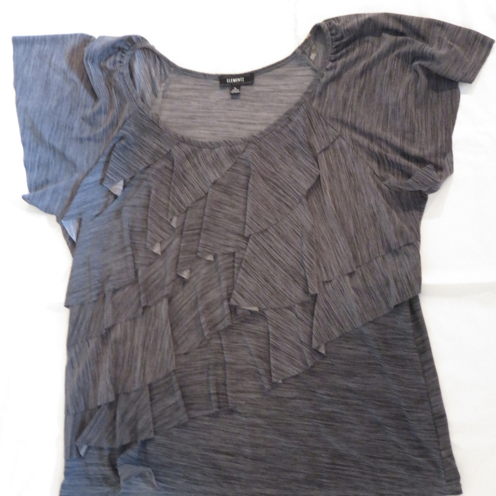 Elementz Gray Ruffled Top, Size XL